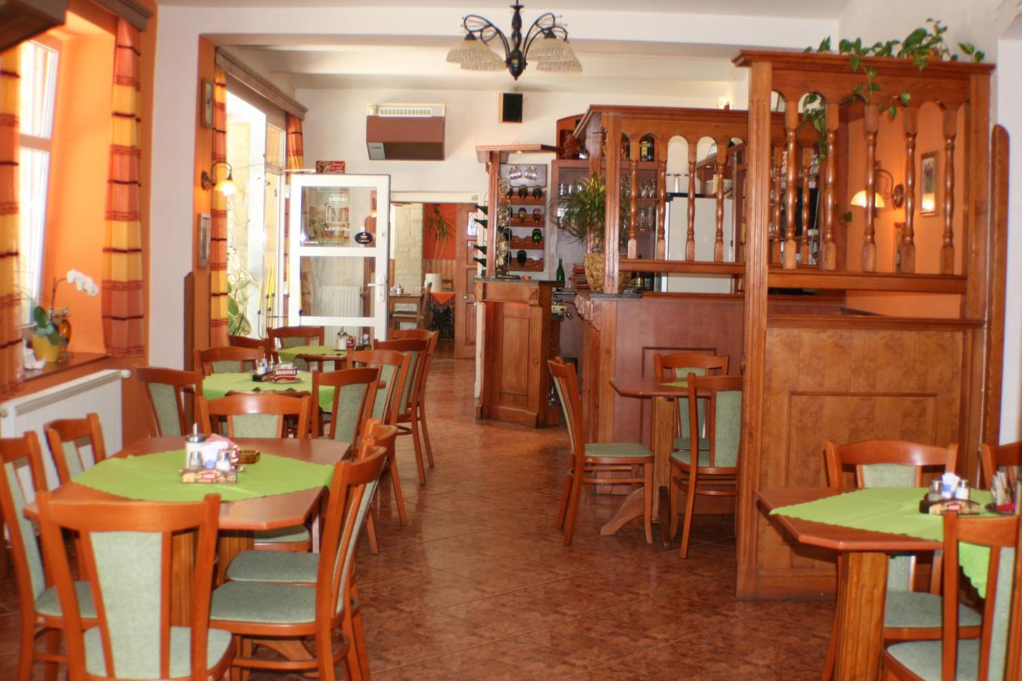 Pension-Restaurace Lugano Hřensko Esterno foto
