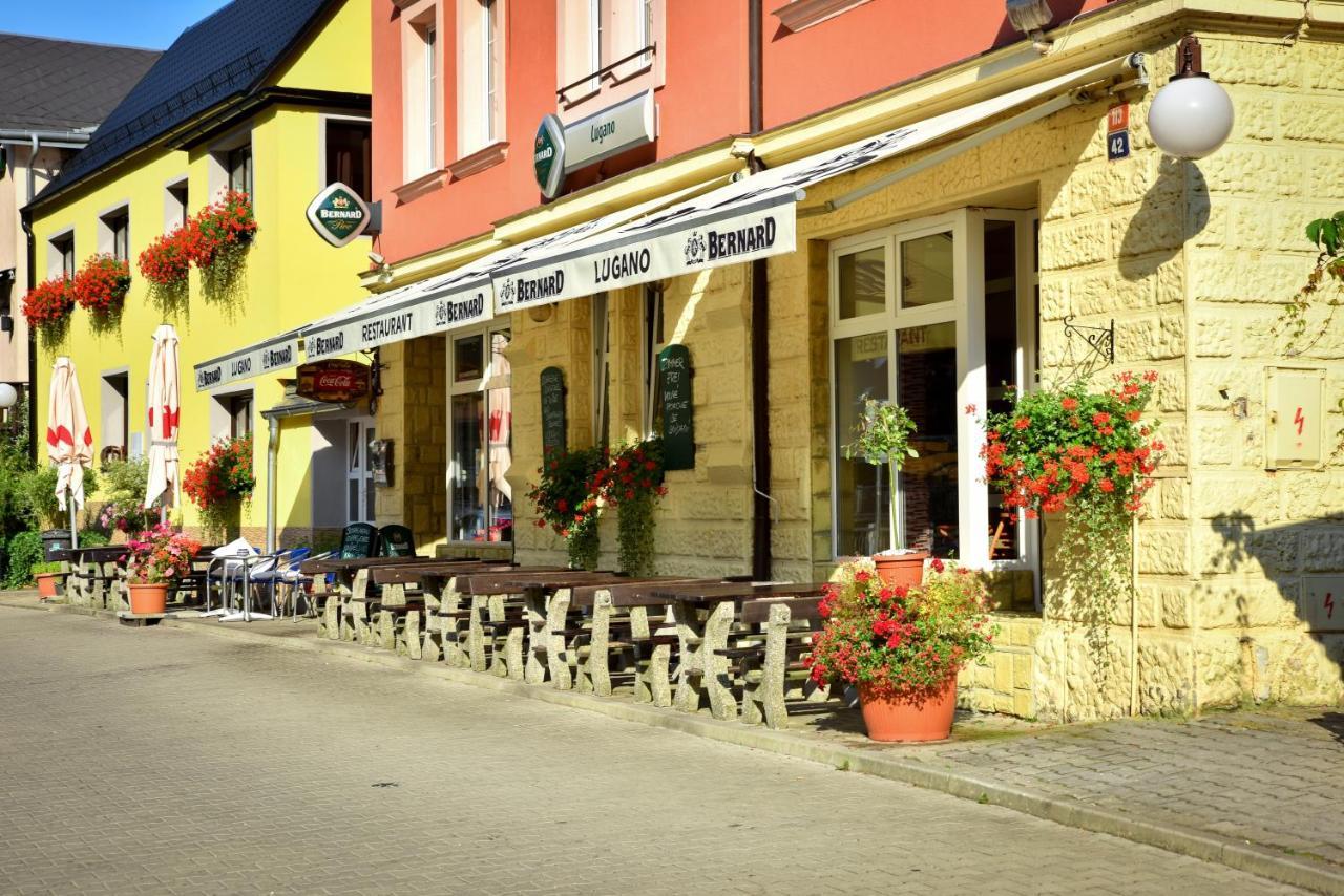 Pension-Restaurace Lugano Hřensko Esterno foto
